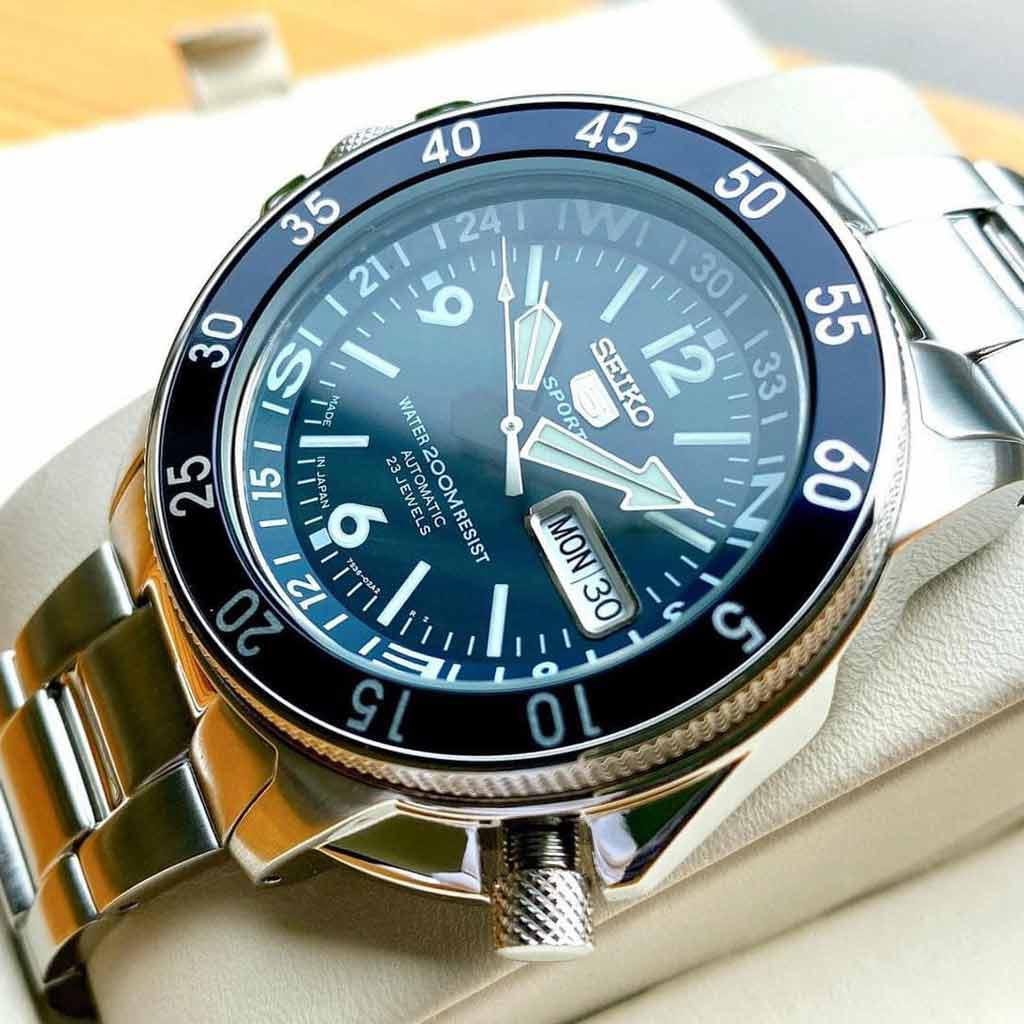 Đồng Hồ Nam Seiko  SKZ209J1 Chính Hãng