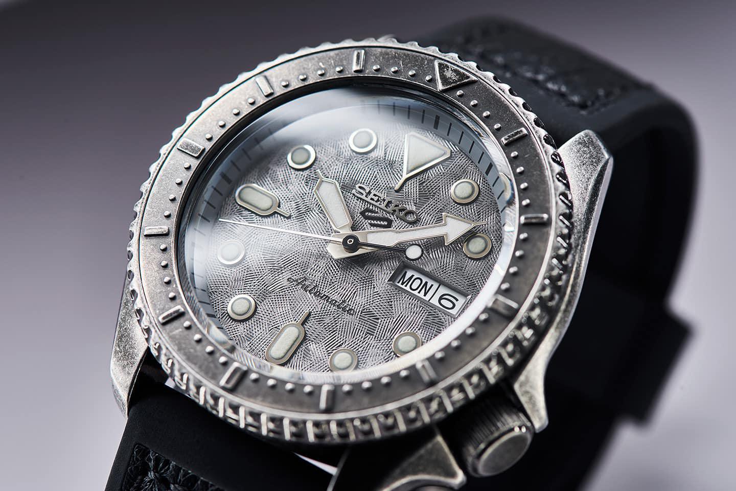 Đồng Hồ Nam Seiko 5 Automatic SRPE79K1 Chính Hãng 5