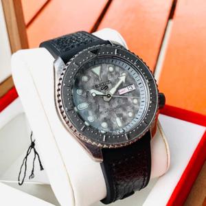 Đồng Hồ Nam Seiko 5 Automatic SRPE79K1 Chính Hãng 4