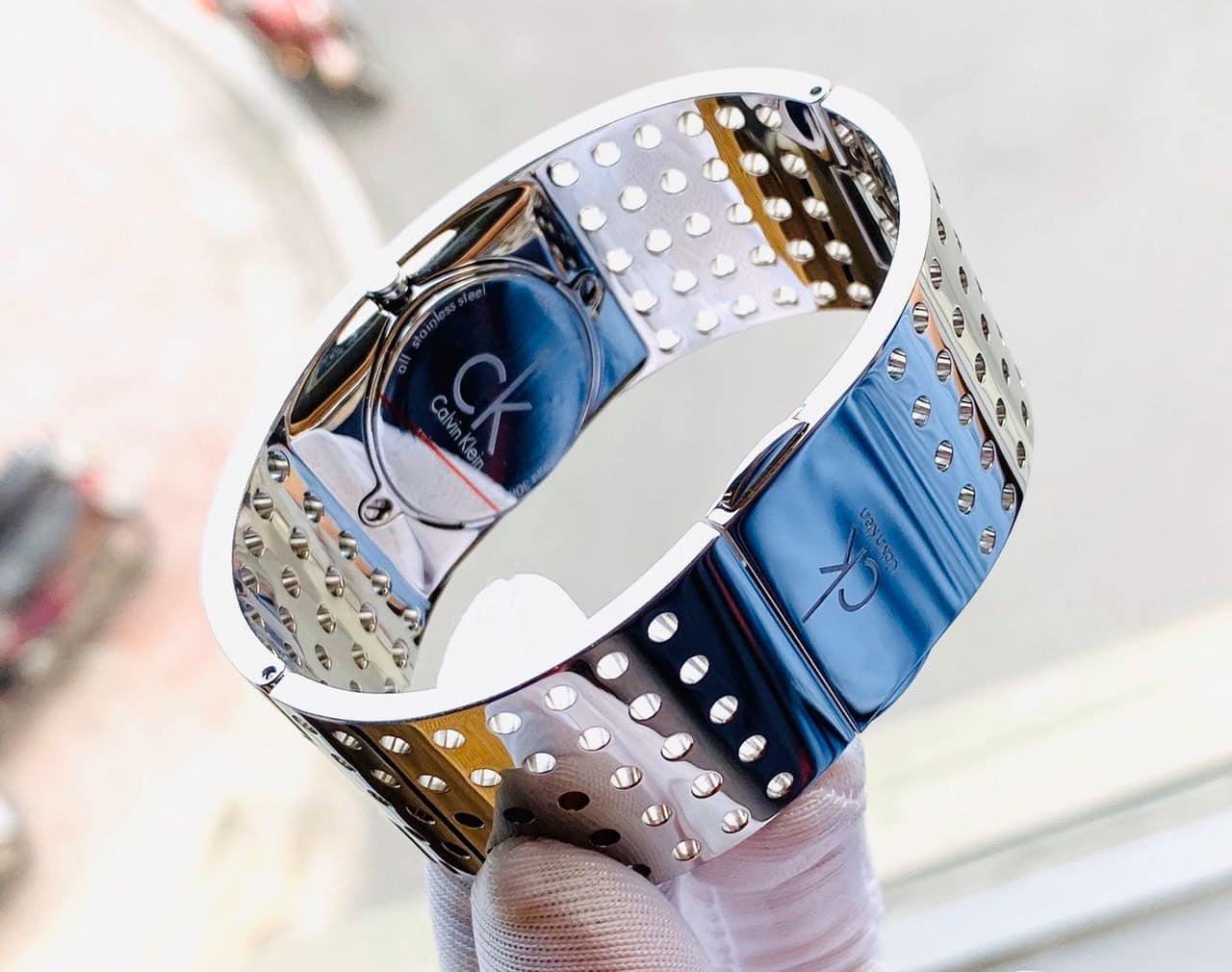 Đồng Hồ Nữ Calvin Klein K8324120 Chính Hãng 1