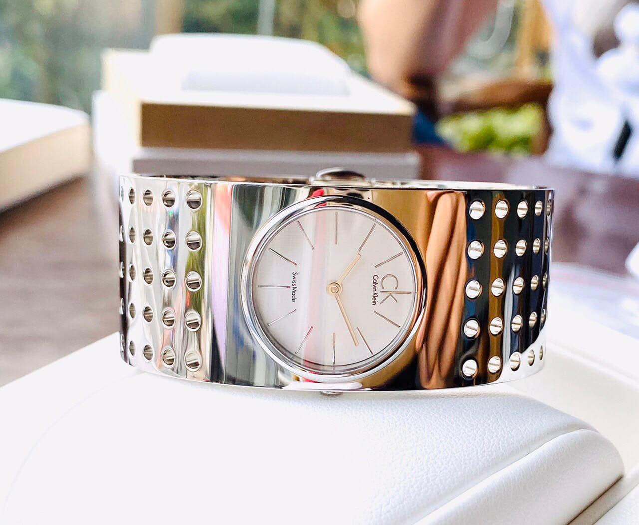 Đồng Hồ Nữ Calvin Klein K8324120 Chính Hãng 2