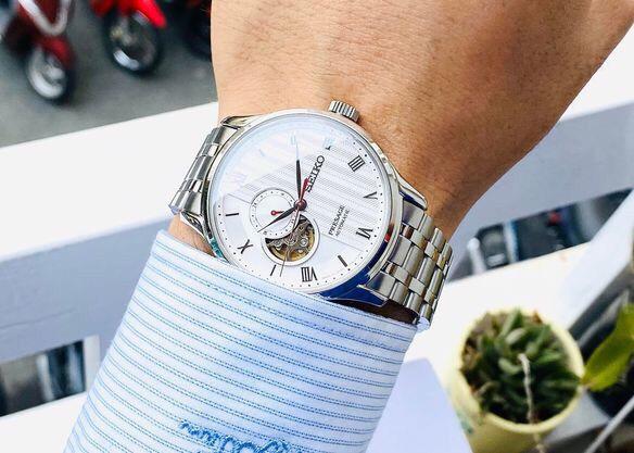 ĐỒNG HÔ NAM Seiko  SSA443J1
