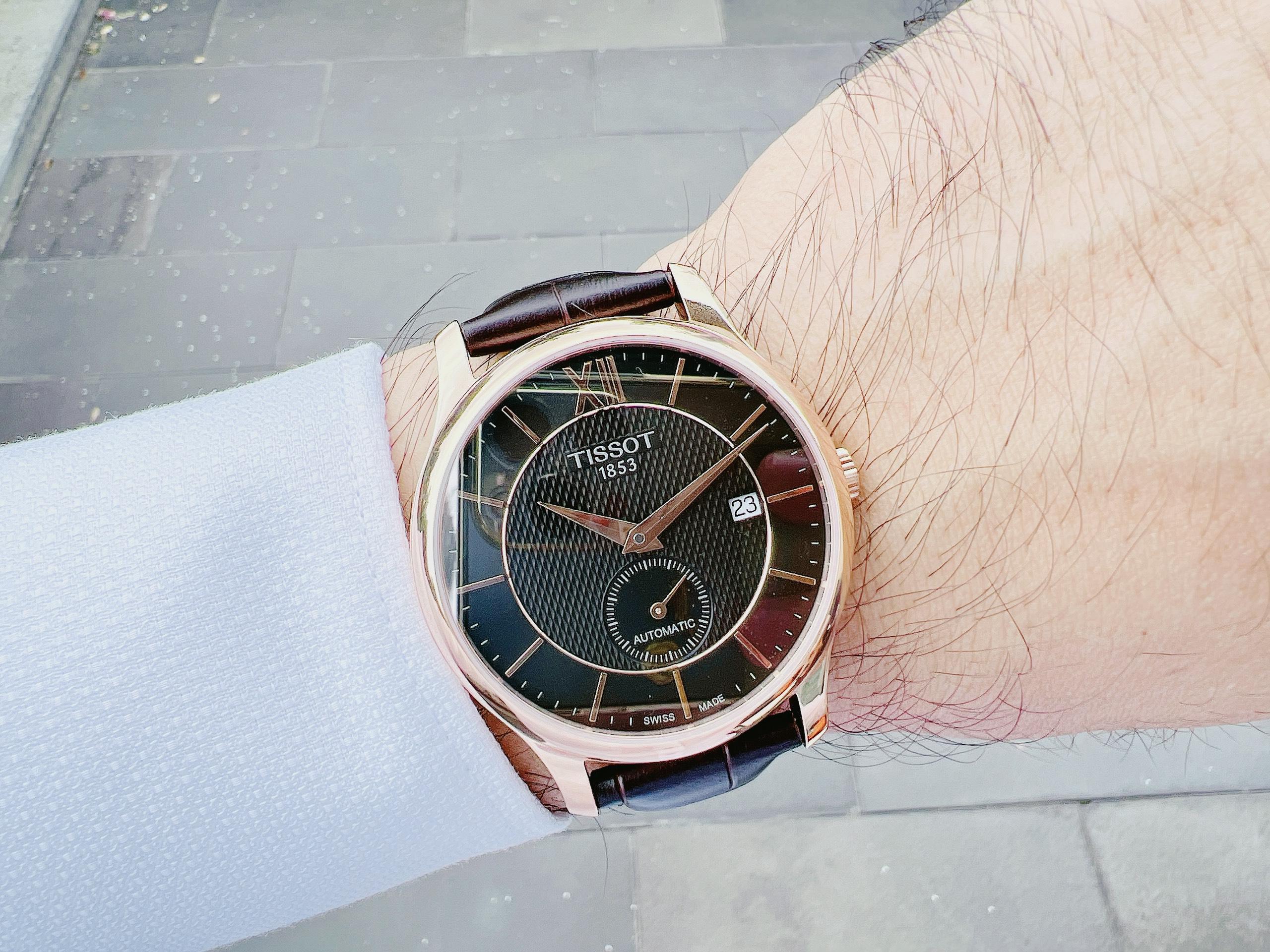 ĐỒNG HỒ NAM TISSOT T063.428.36.068.00