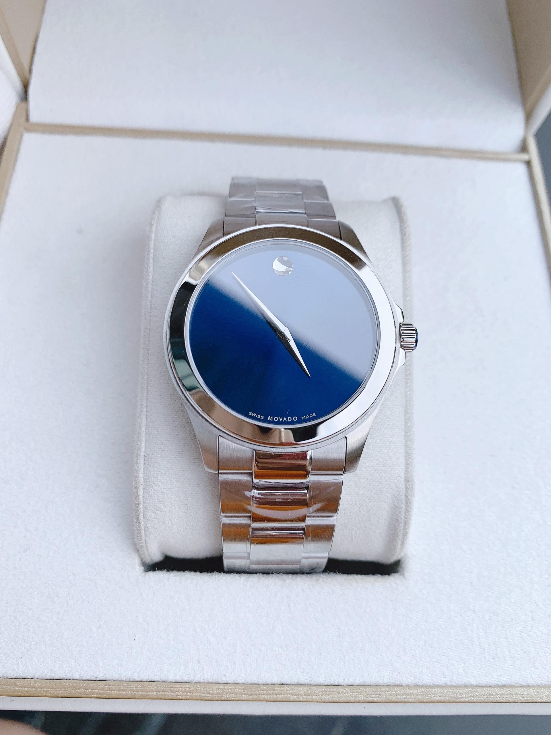 Đồng Hồ Nam Movado 0606116