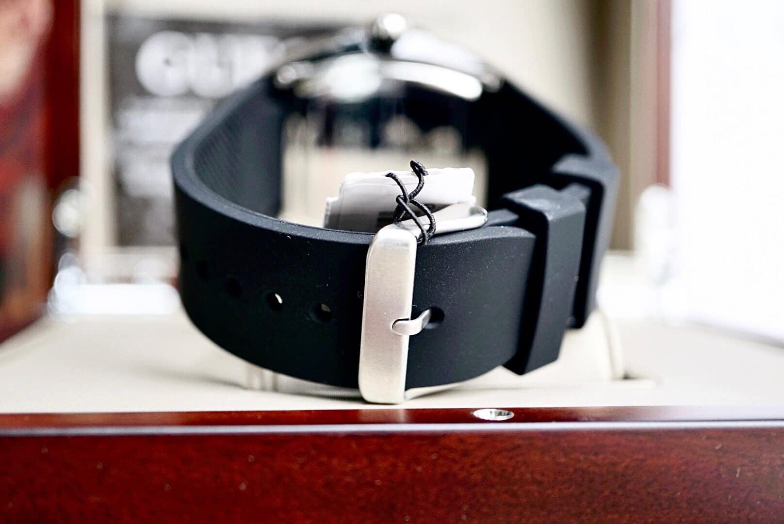 Đồng Hồ Nam Guess GW0203G3