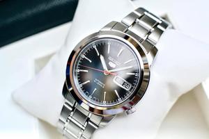 Đồng Hồ Nam Seiko SNKE53K1