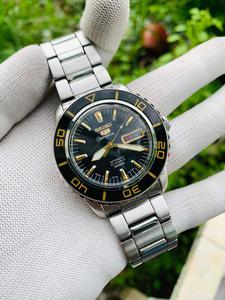 Đồng Hồ Nam Seiko SNZH57K1