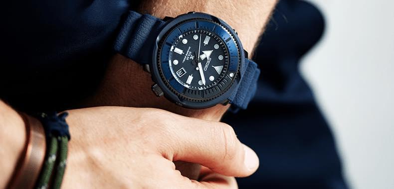 Đồng Hồ Nam Seiko Solar Driver's 200m SNE533P1