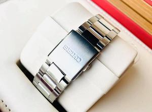 Đồng Hồ Nam Seiko Quartz Watch SSB285P1 