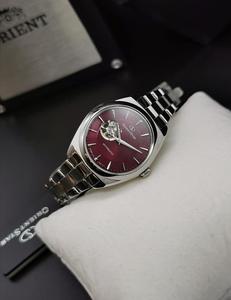 Đồng Hồ Nữ Orient RE-ND0102R00B