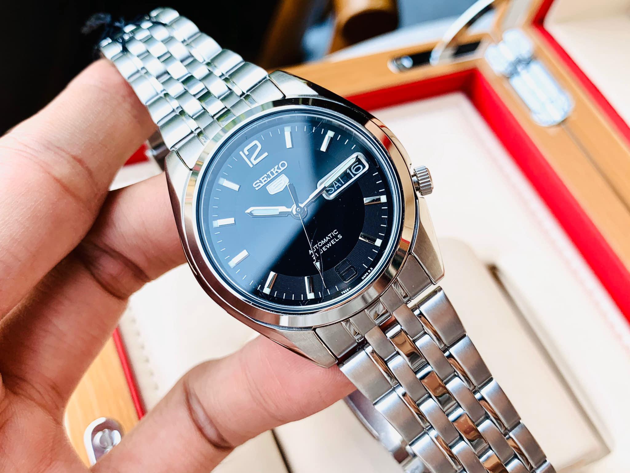 Đồng Hồ Nam Seiko SNK393K1