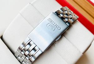 Đồng Hồ Nam Seiko SNK393K1