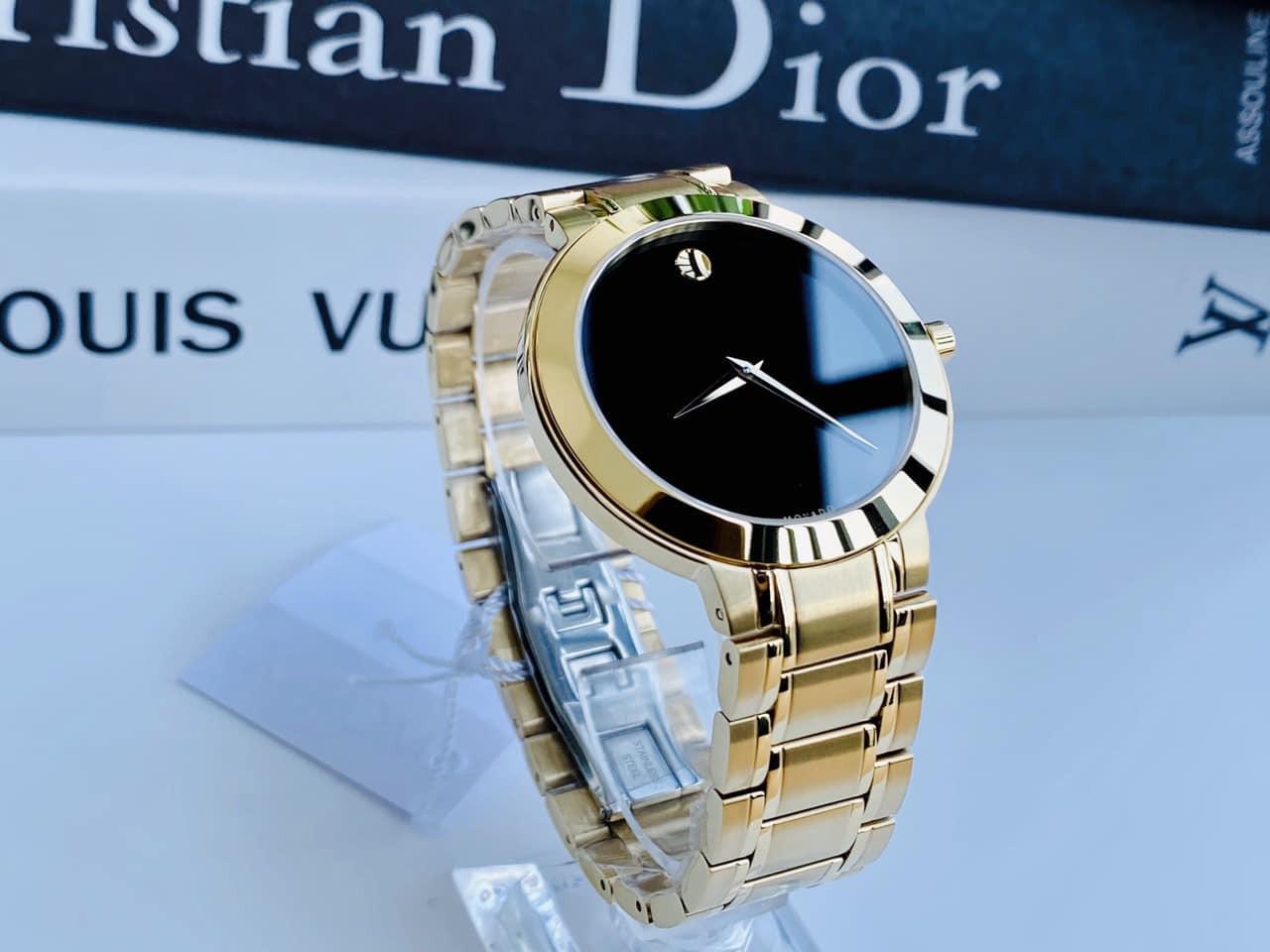 Movado stiri outlet gold