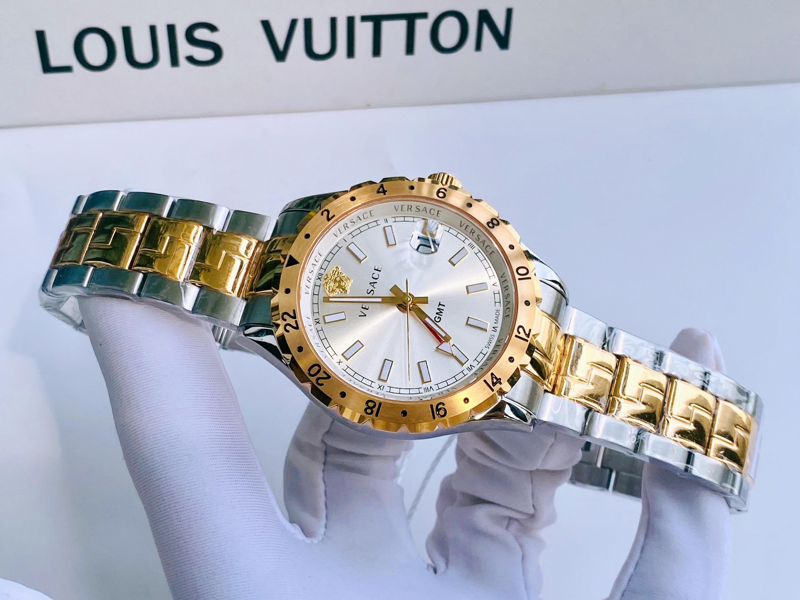 Đồng Hồ Nam Versace Hellenyium GMT V11030015
