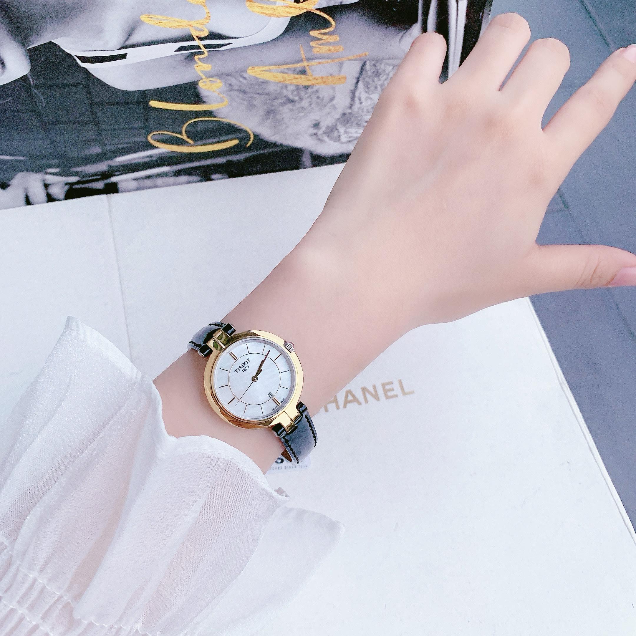 Đồng Hồ Nữ TISSOT FLAMINGO T094.210.26.111.00