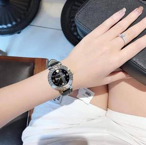 Đồng Hồ Nữ Versace  Black Daphnis  V16020017