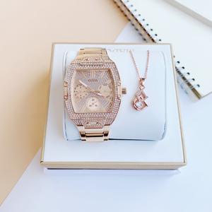 Đồng Hồ Nữ Guess Pave Dial Rose Gold GW0104L3