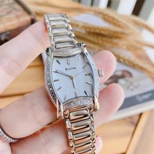 Đồng Hồ Nữ Bulova Casual Diamond 96R135