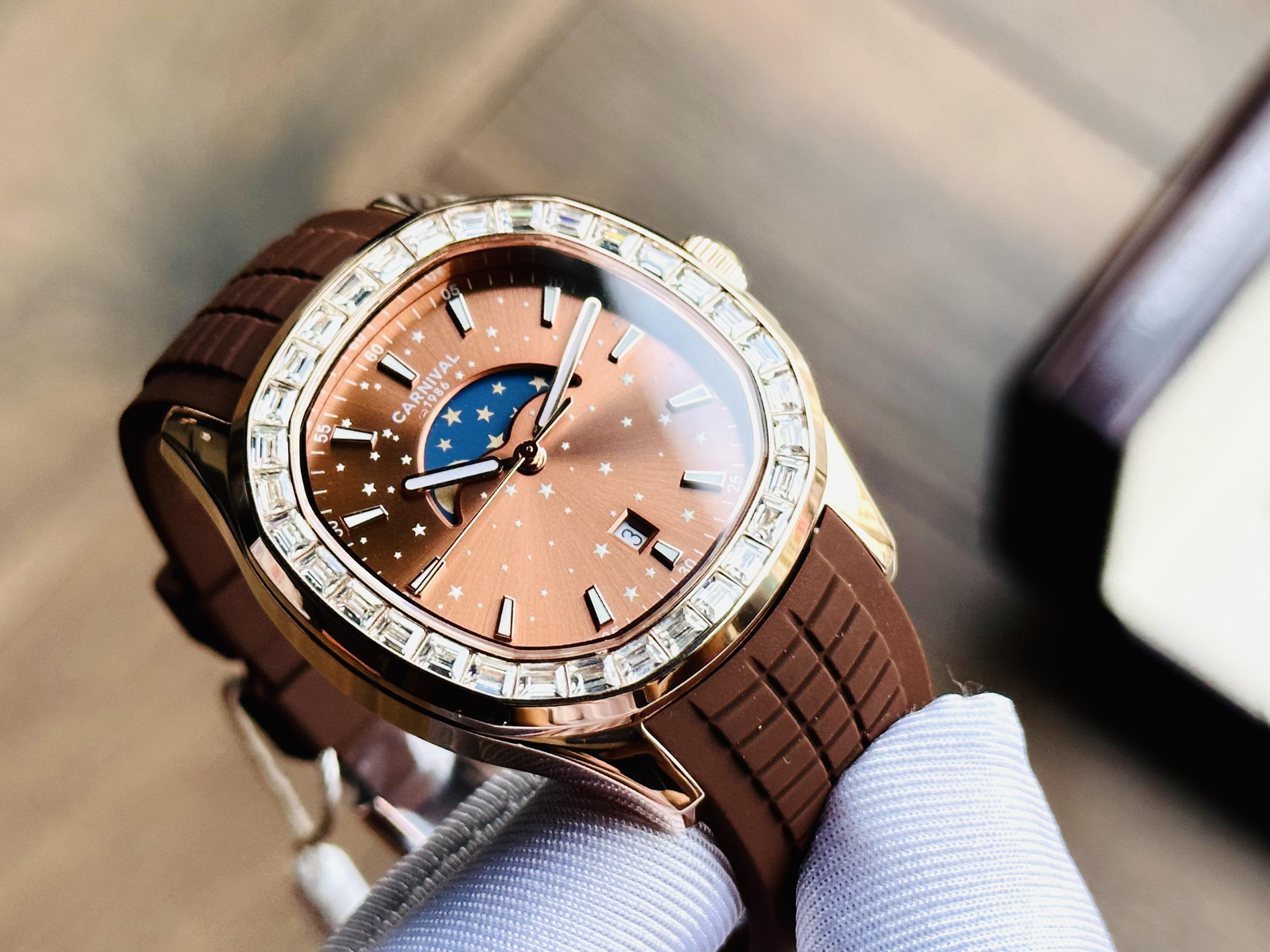 Đồng Hồ Nam Carnival 8125G-VT-DD-N