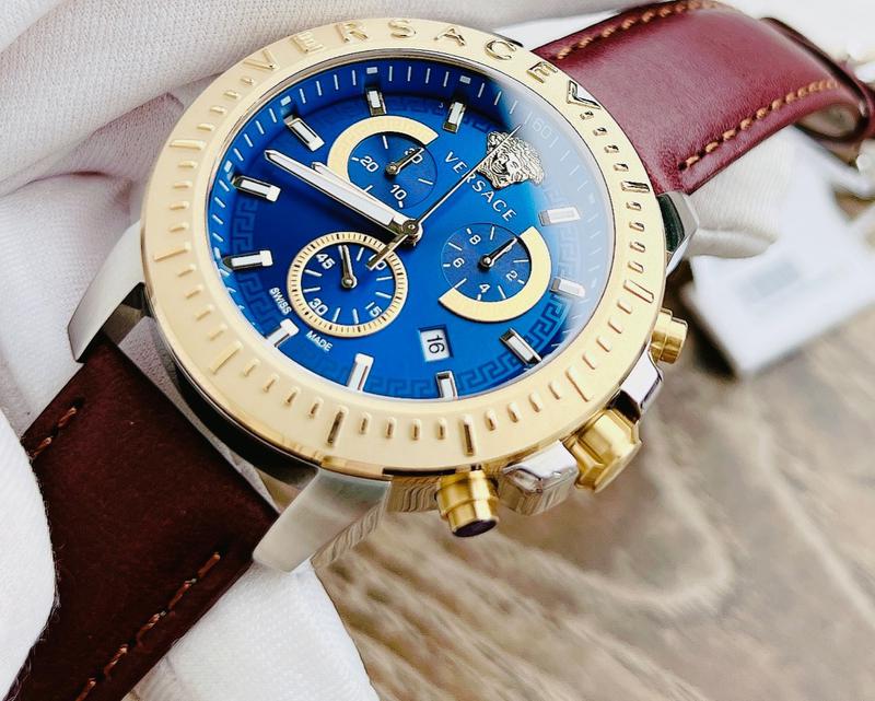 Đồng Hồ Nam Versace Chronograph VE2E00221