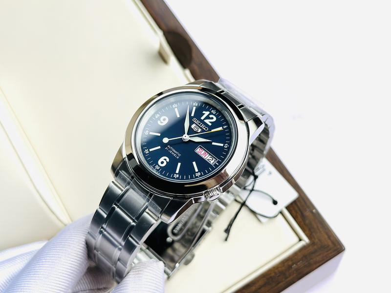 Đồng Hồ Nam Seiko 5 SNKE61K1