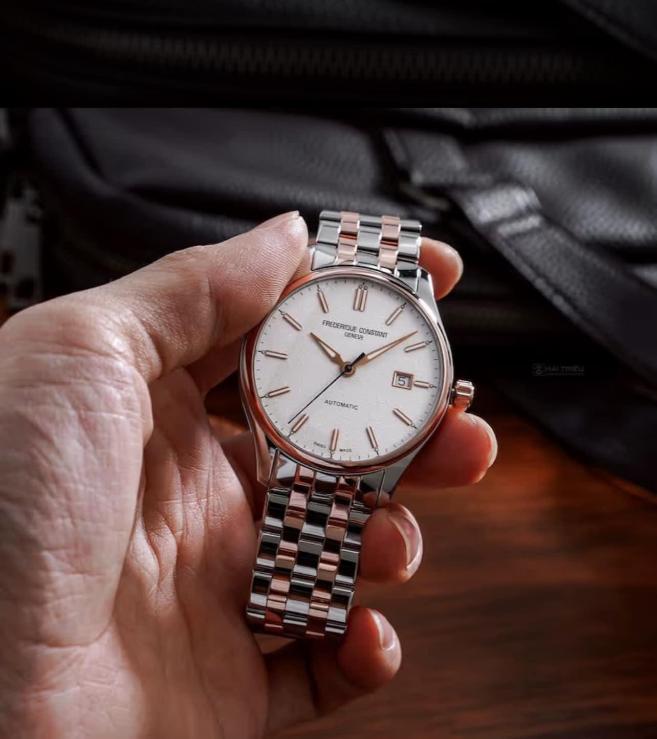 Xu Hướng Đồng Hồ Cơ Hiện Đại 2024: Cổ Điển Gặp Gỡ Hiện Đại