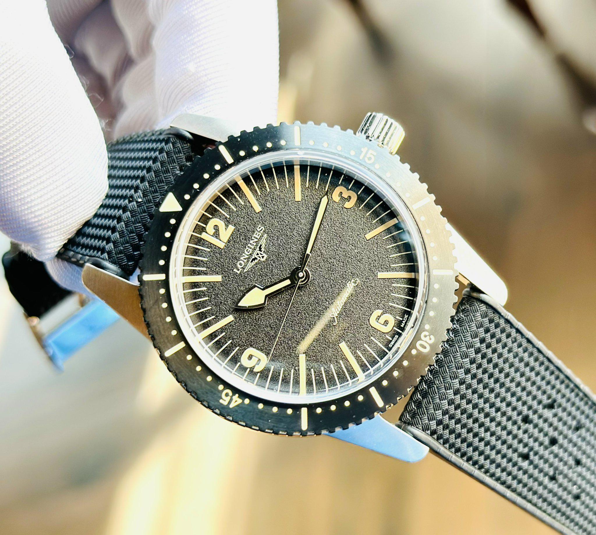 Đồng Hồ Nam Longines Heritage Skin Diver L2.822.4.56.9