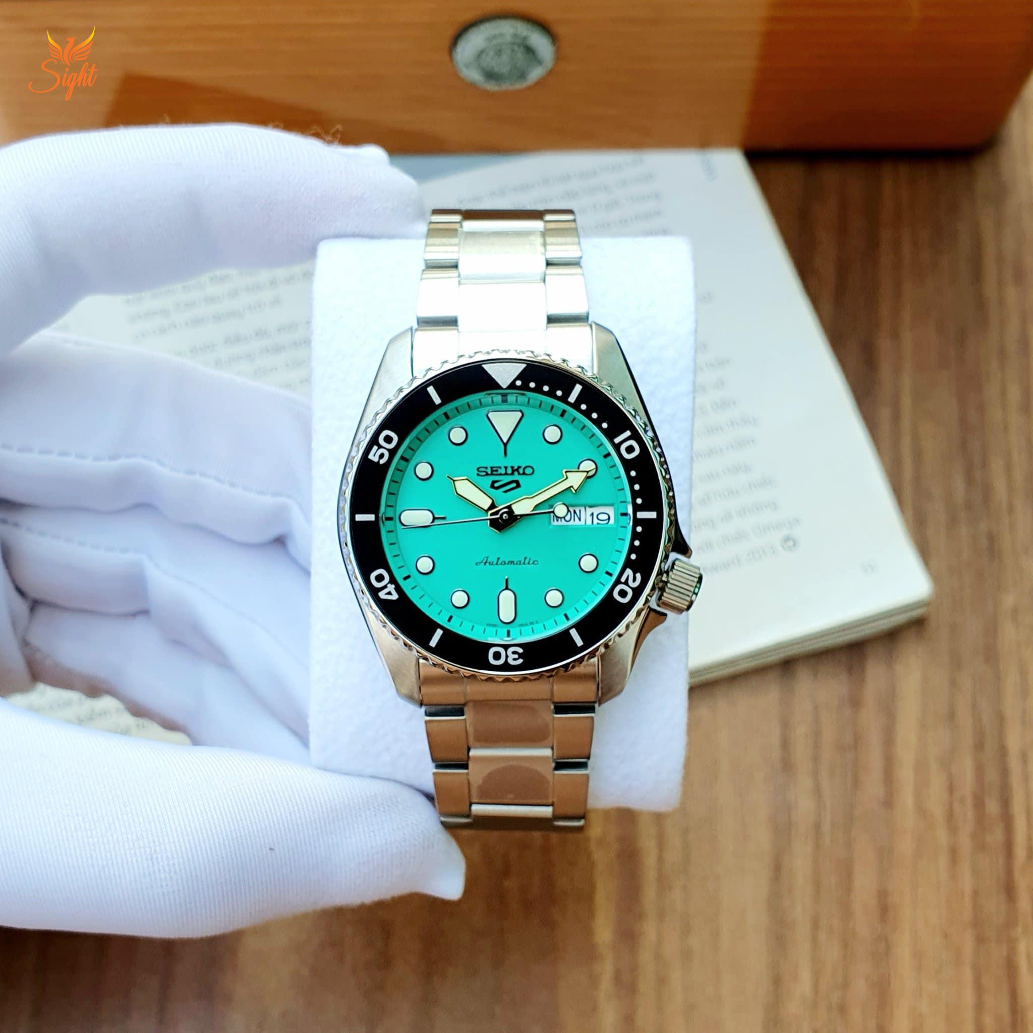 Đồng Hồ Nam Seiko 5 Sport Tiffany SRPK33K1