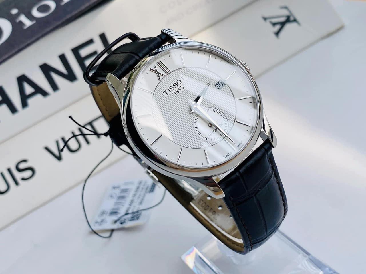 Đồng Hồ Nam Tissot Small Second T063.428.16.038.00