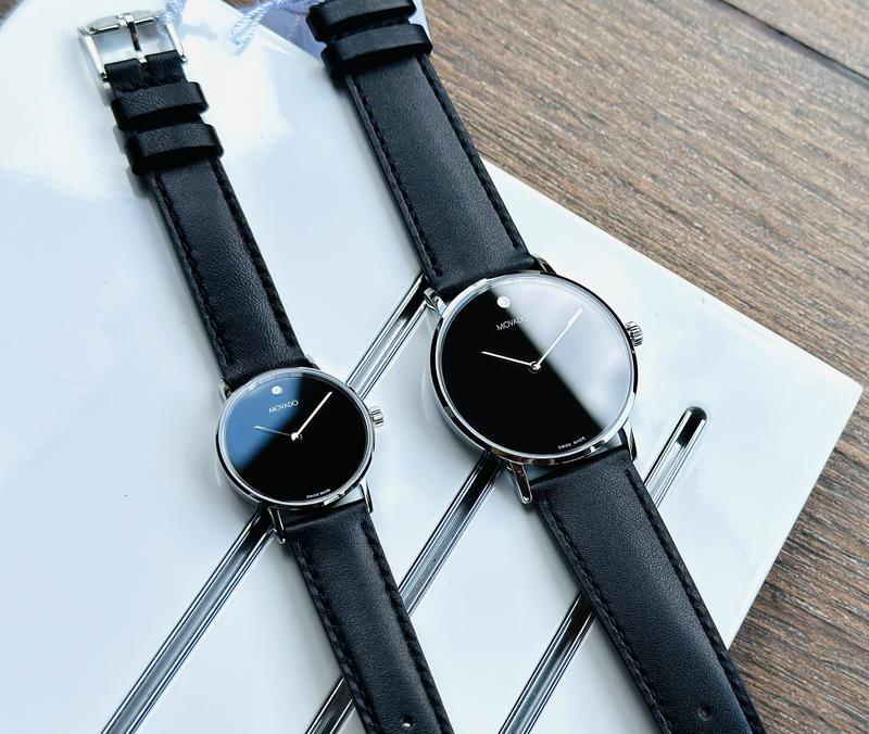 Đồng Hồ Đôi Movado 0607589 & 0607598