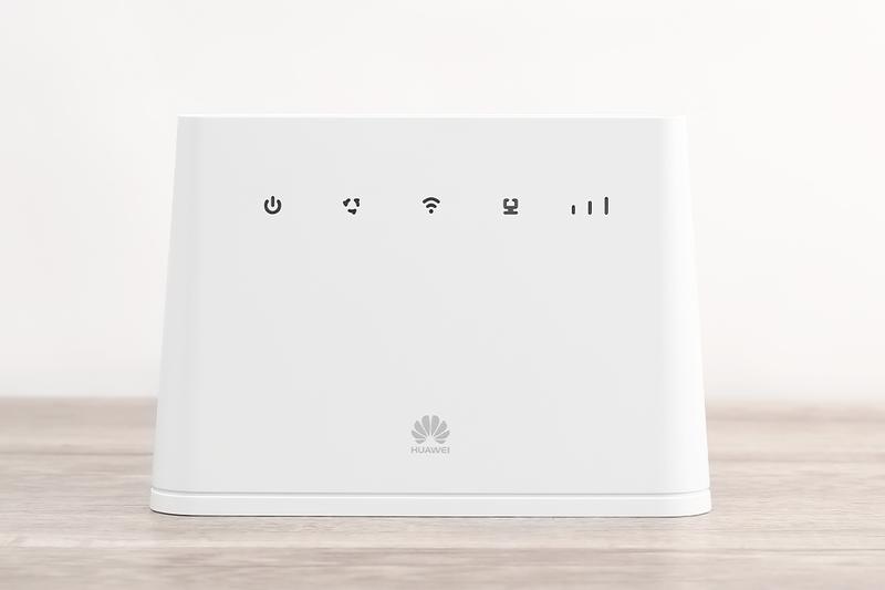 Bộ phát Wifi 3G/4G LTE Huawei B311-221 phiên bản quốc tế, tốc độ 150Mbps, hỗ trợ 32 User